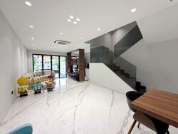Loyang Villas (D17), Terrace #573706851
